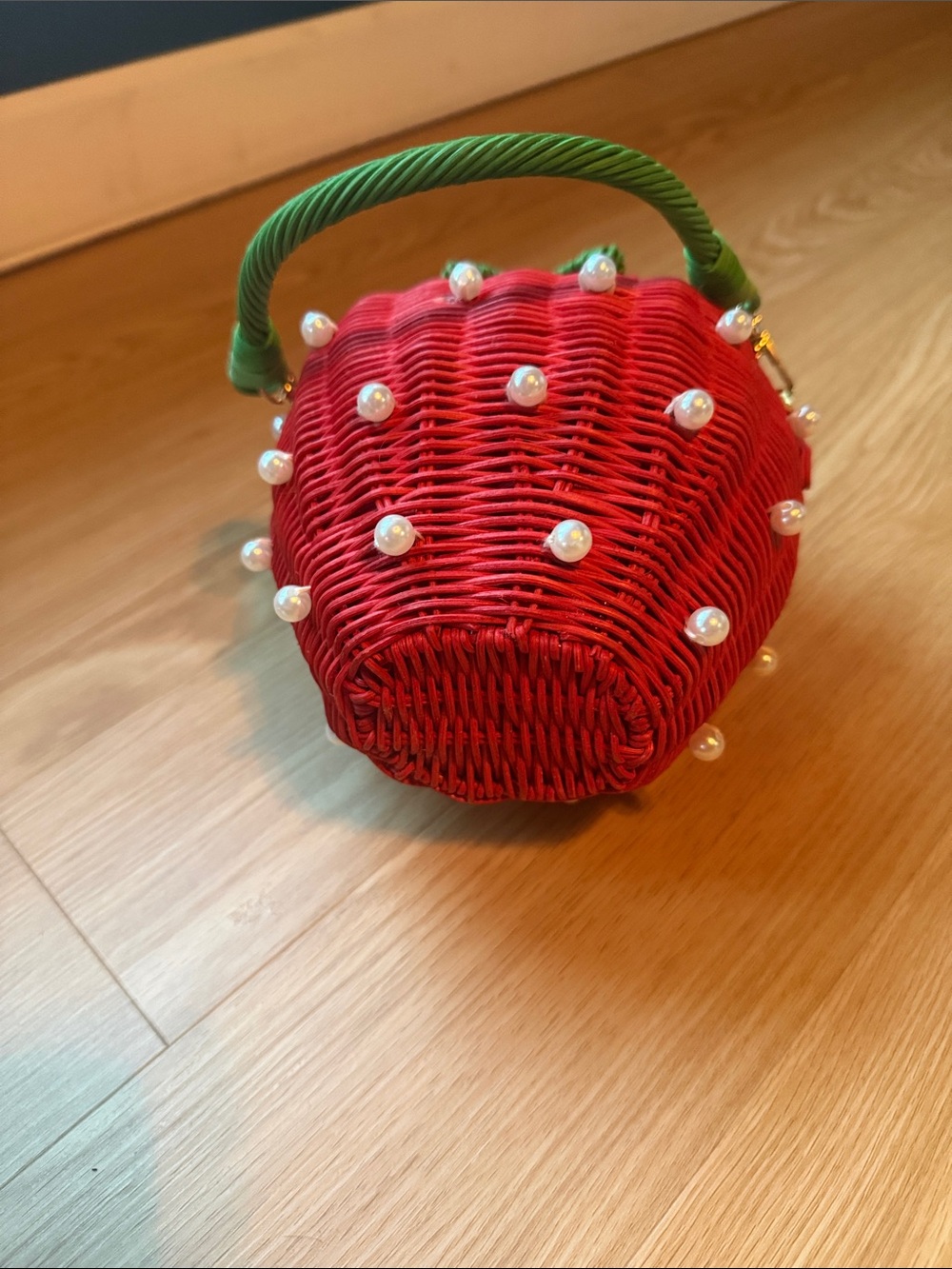 Kate Spade x Target Strawberry Mini Wicker Bag - Picture 4 of 6